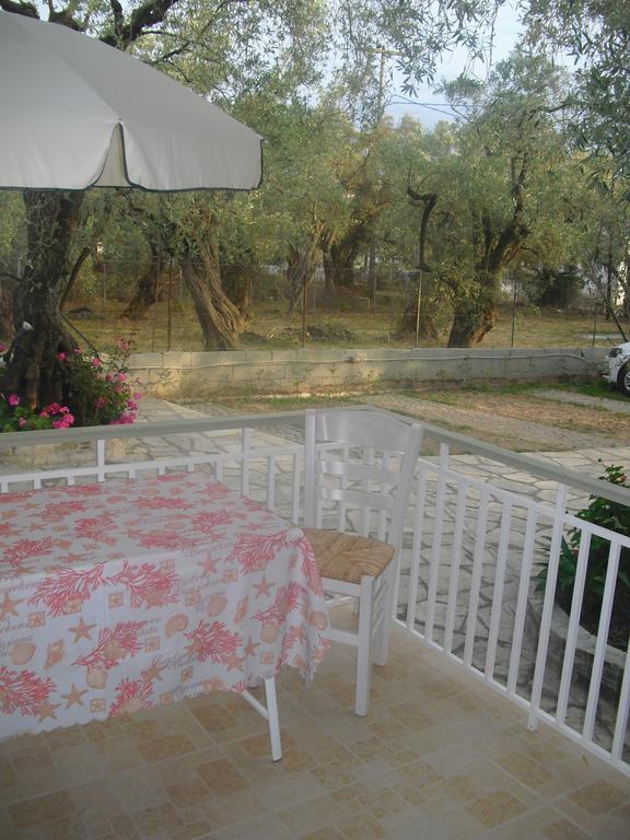Guesthouse Irene Афісос Екстер'єр фото